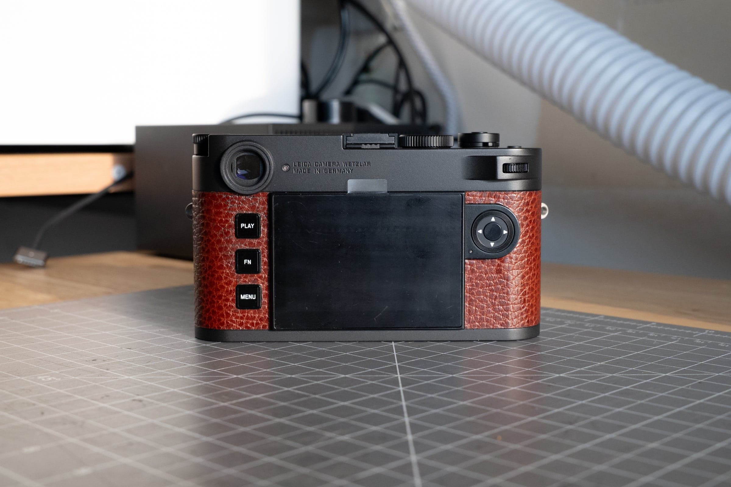 Leica M11M with Mahogany Dollaro Calfskin