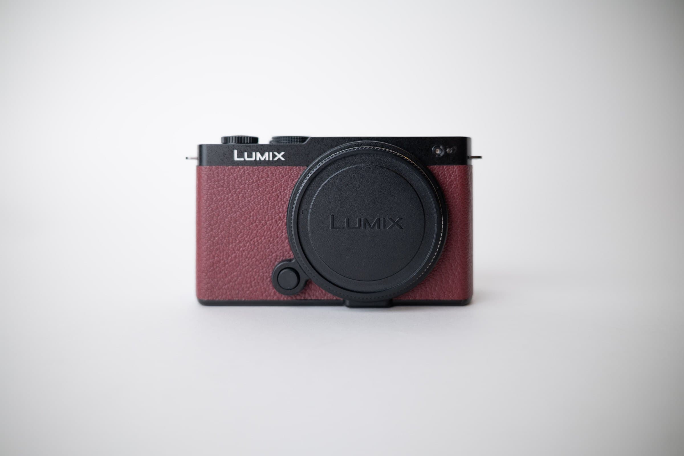 Panasonic Lumix S9 with a Studio Jebi leather cover